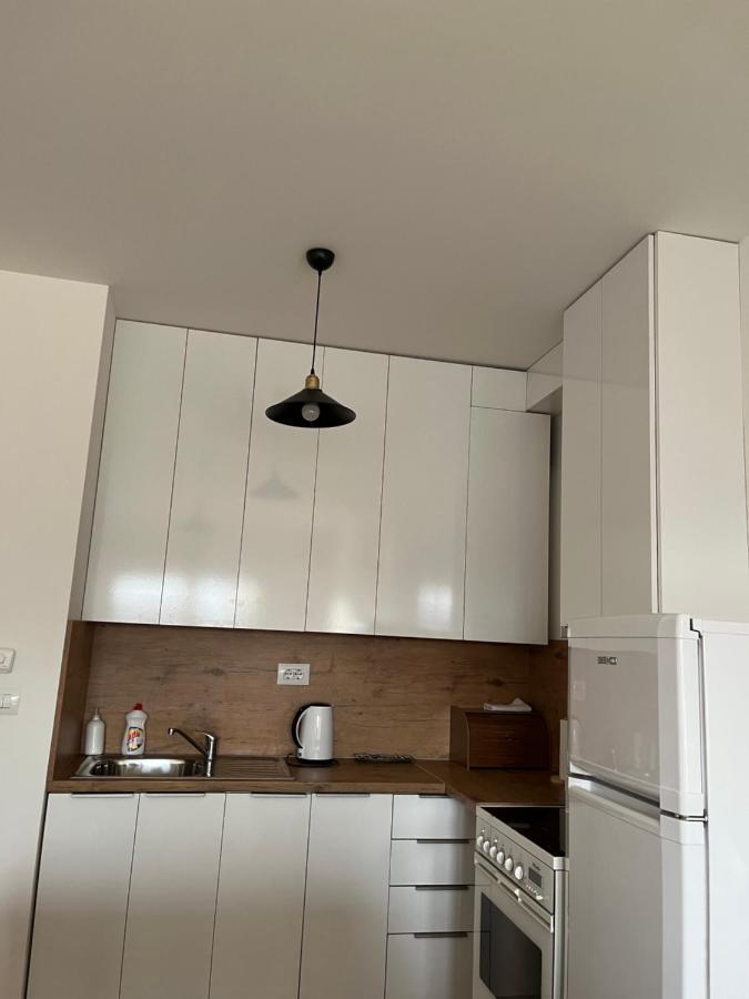 Central Luxury Apartment Pristina Exterior photo
